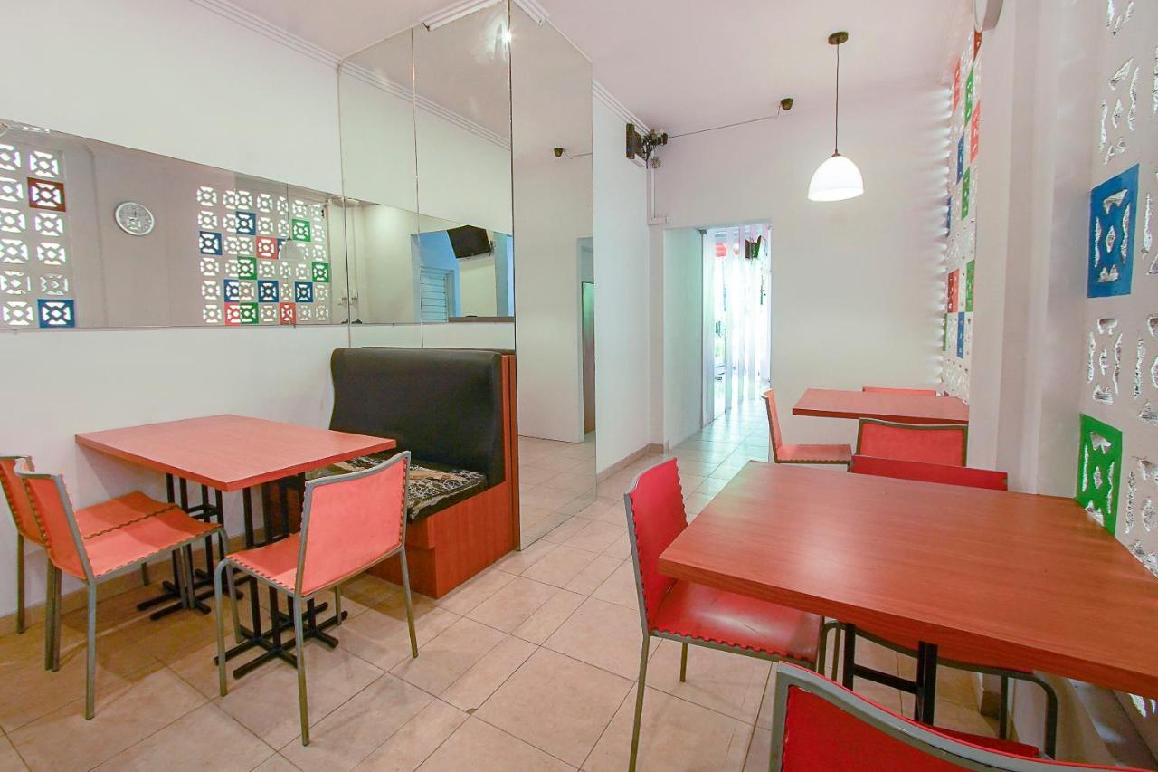 Urbanview Hotel Fiffa Kauman มะลัง ภายนอก รูปภาพ
