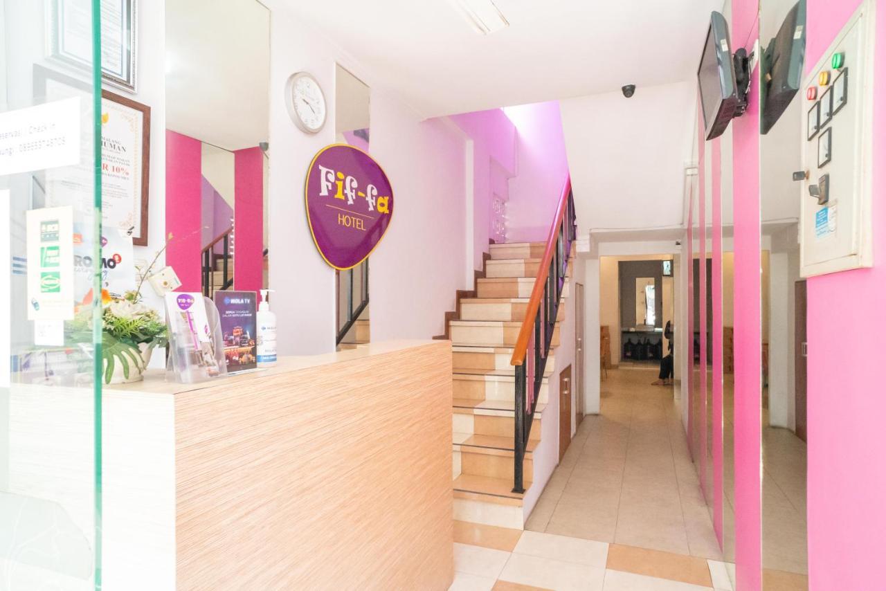 Urbanview Hotel Fiffa Kauman มะลัง ภายนอก รูปภาพ
